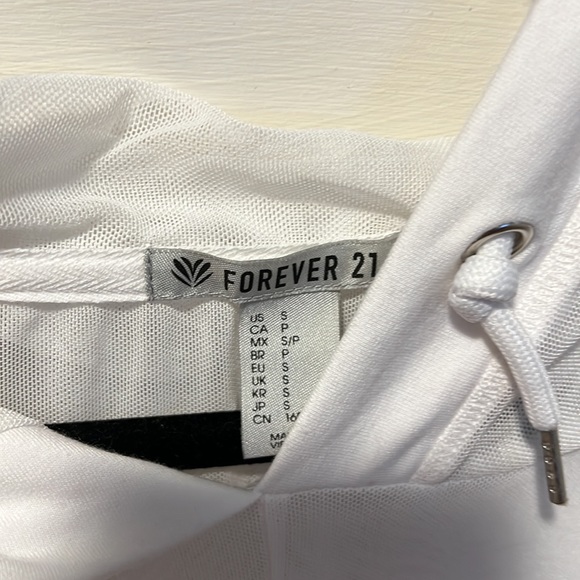 Forever 21 sweatshirt - Picture 2 of 5